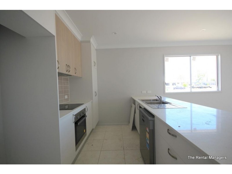 7 Leggett Crescent, Oonoonba QLD 4811