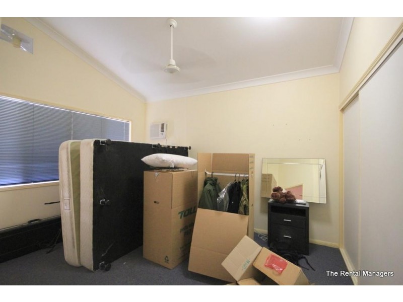 8 Siris Place, Douglas QLD 4814