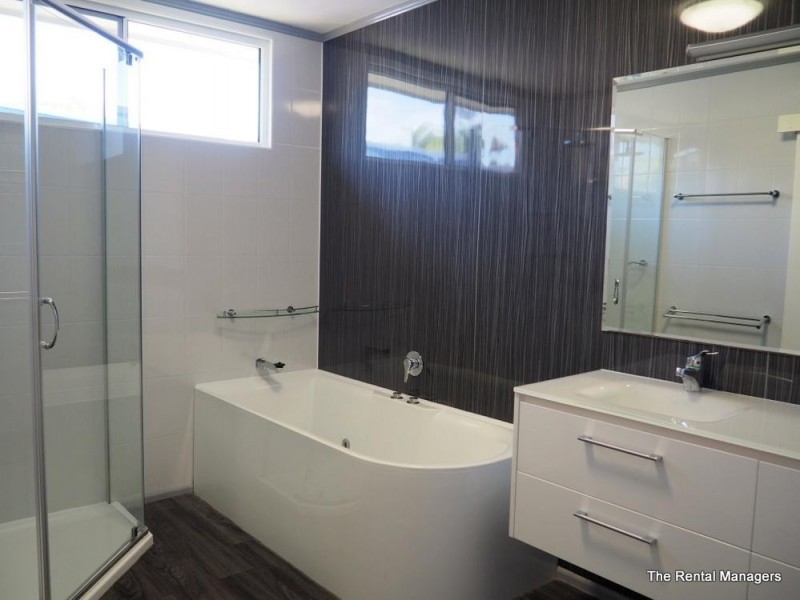 12 Acheron Avenue, Cranbrook QLD 4814