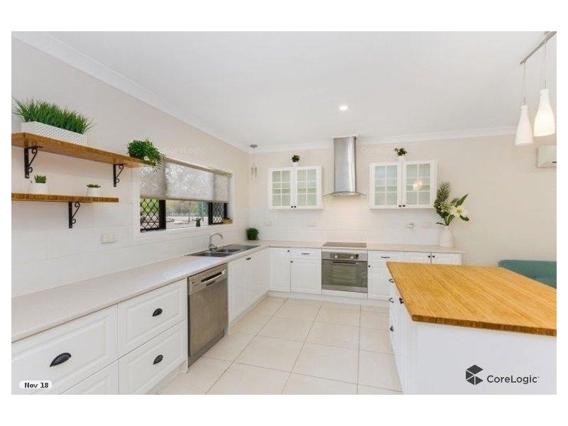 8 Connemara Course, Kelso QLD 4815