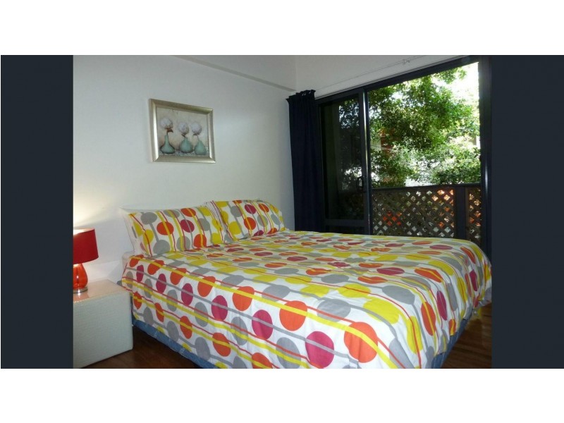 20 Yates Street, Nelly Bay QLD 4819