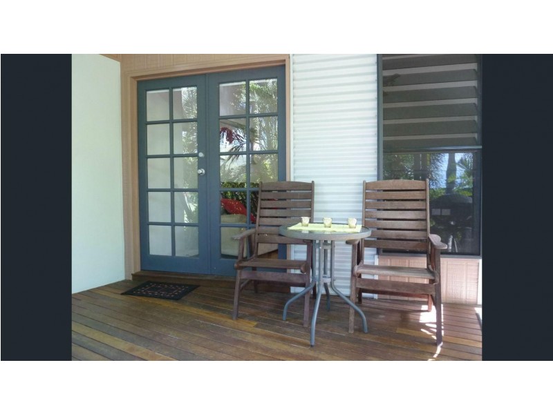 20 Yates Street, Nelly Bay QLD 4819