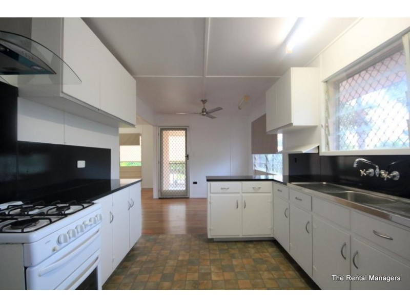 24 Cuthbert Crescent, Vincent QLD 4814
