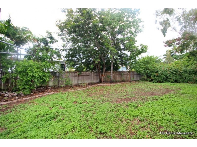 24 Cuthbert Crescent, Vincent QLD 4814