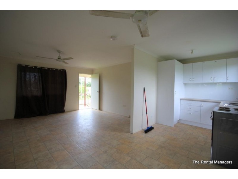 16 Robinson Street, Yabulu QLD 4818