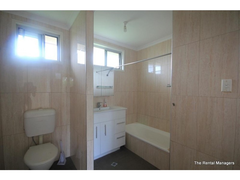 16 Robinson Street, Yabulu QLD 4818