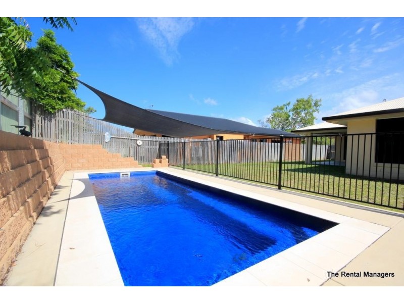 11 Rangeleigh Court, Mount Louisa QLD 4814