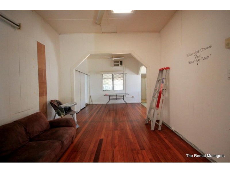 61 Albury Street, Pimlico QLD 4812