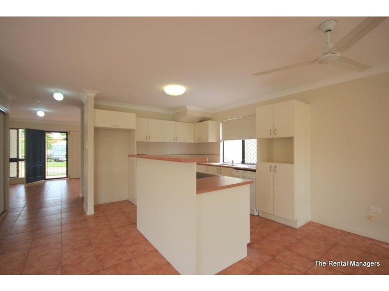 9 Lakeview Court, Kirwan QLD 4817