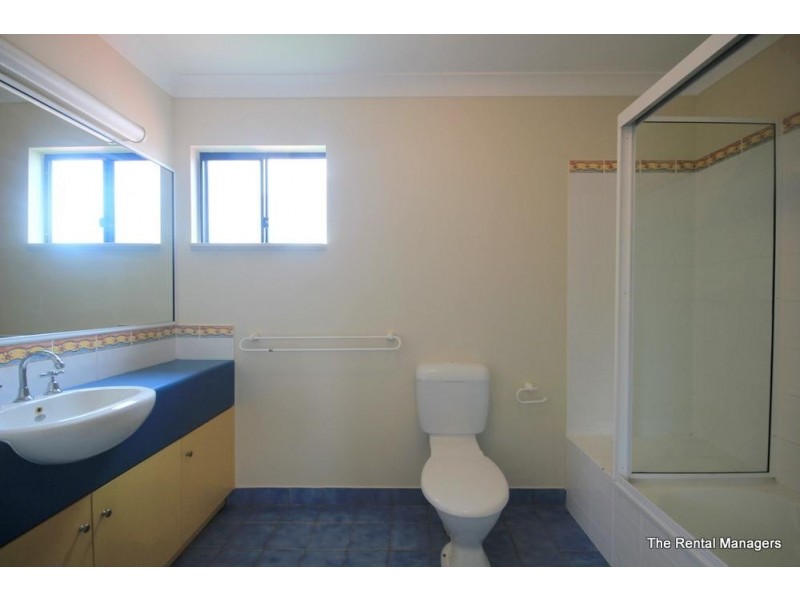 9 Lakeview Court, Kirwan QLD 4817