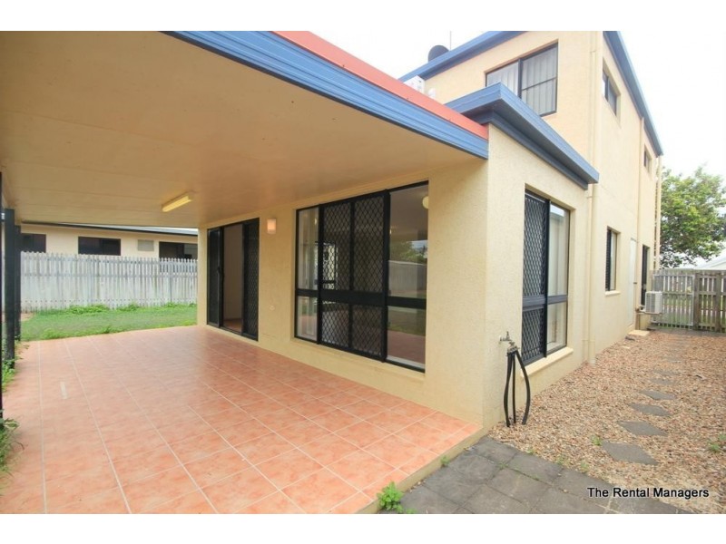 9 Lakeview Court, Kirwan QLD 4817