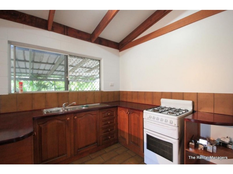 15 Bernborough Court, Kelso QLD 4815