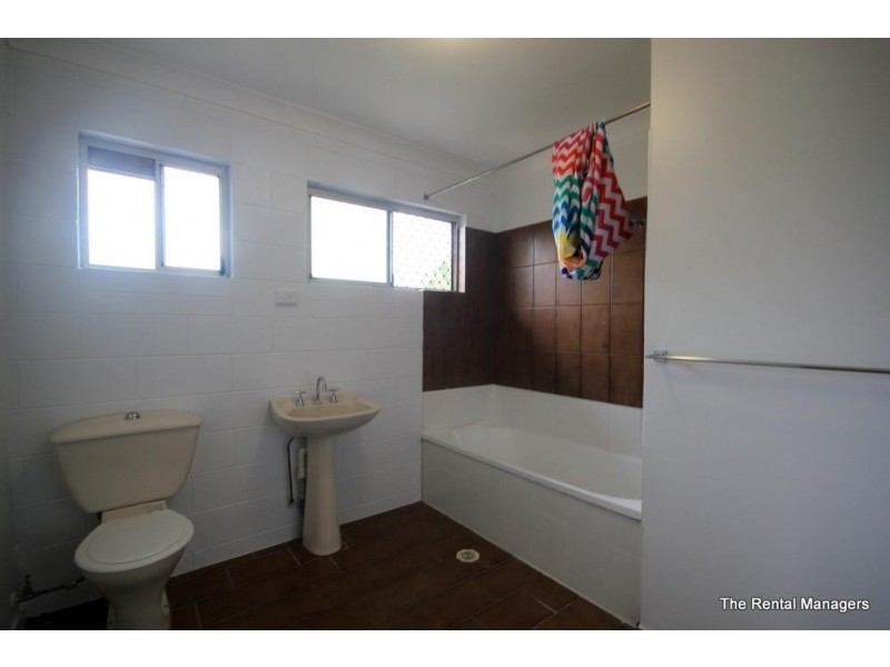 15 Bernborough Court, Kelso QLD 4815