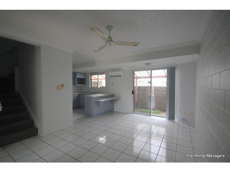 5/17 Lowth street, Rosslea QLD 4812