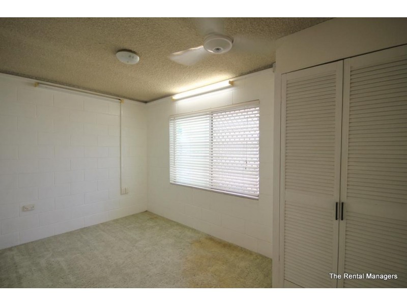 1/8 Piccadilly Street, Hyde Park QLD 4812