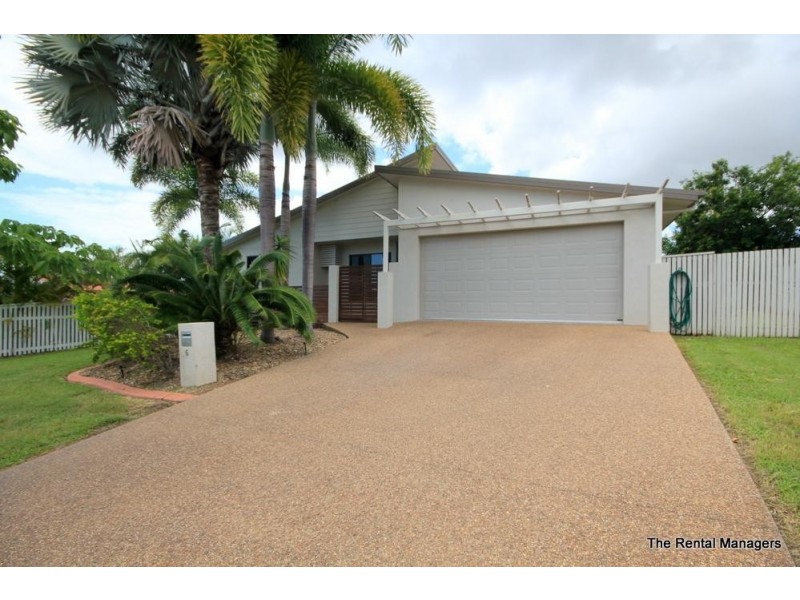 5 Genesta Court, Bushland Beach QLD 4818