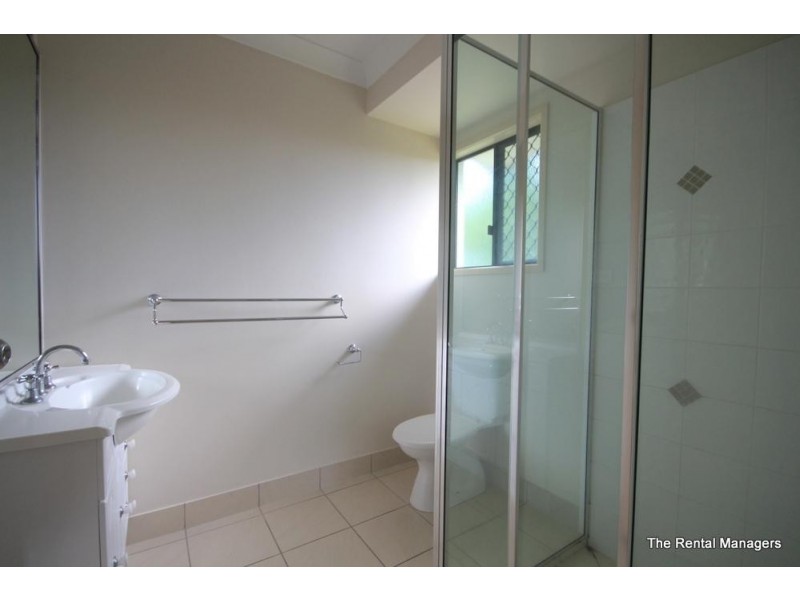 5 Genesta Court, Bushland Beach QLD 4818