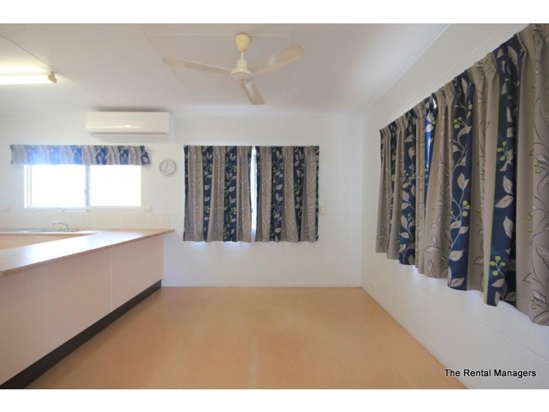 4/190 Hervey Range Road, Condon QLD 4815