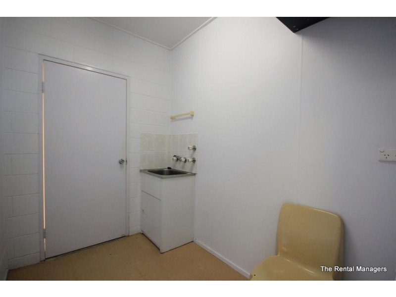 4/190 Hervey Range Road, Condon QLD 4815