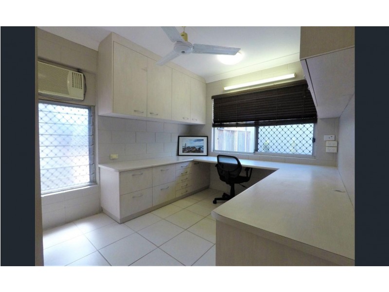 6 Thunderbolt Drive, Oak Valley QLD 4811