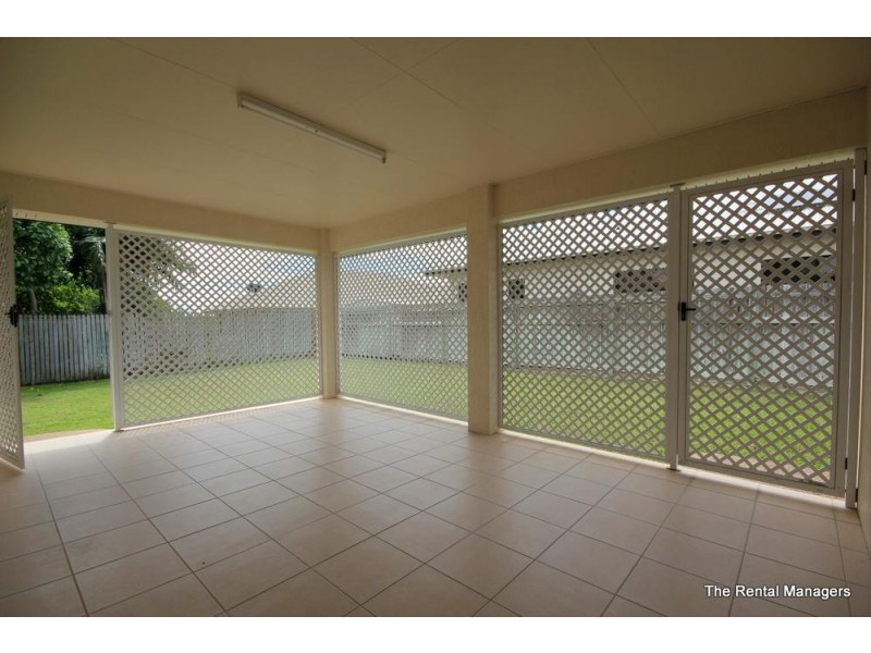3 Redbank Court, Mount Louisa QLD 4814