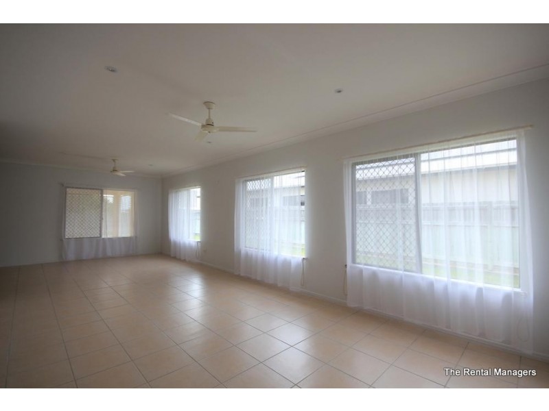 3 Redbank Court, Mount Louisa QLD 4814
