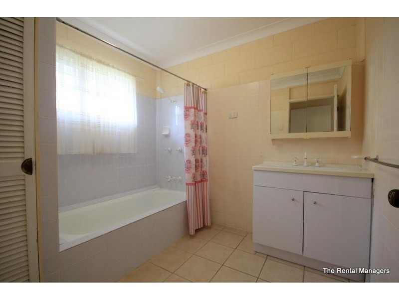 28 Barcelona Street, Kirwan QLD 4817