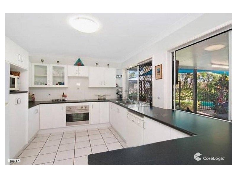 12 Gernika Court, Bushland Beach QLD 4818