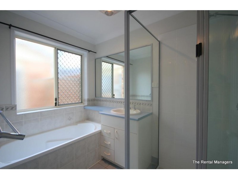 6 Firefly Court, Kirwan QLD 4817