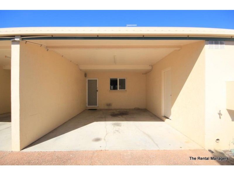 2/40  Corcoran Street, Currajong QLD 4812