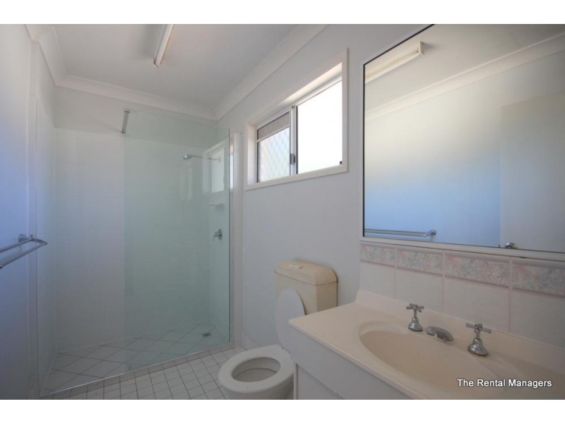 2/40  Corcoran Street, Currajong QLD 4812