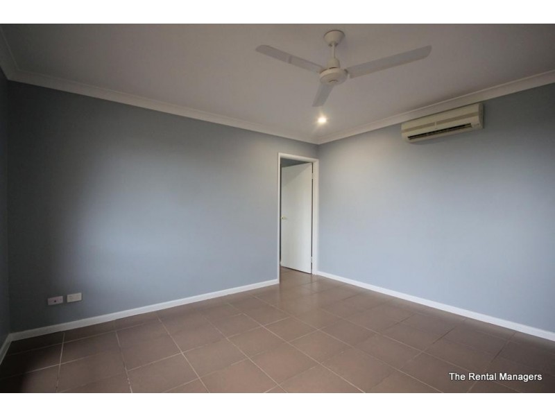 31 Lockyer Placce, Mount Louisa QLD 4814