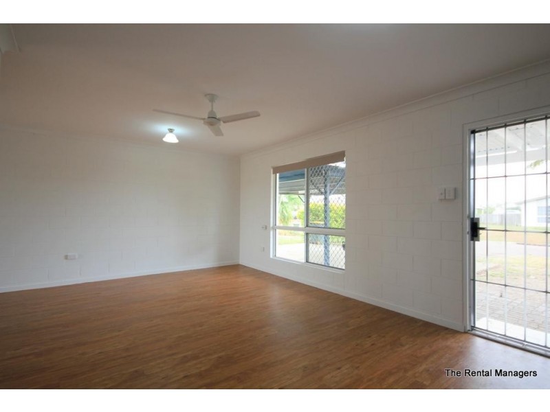 41 Amber Avenue, Rasmussen QLD 4815