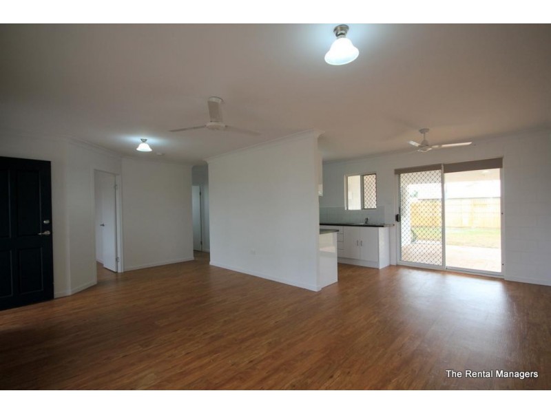 41 Amber Avenue, Rasmussen QLD 4815