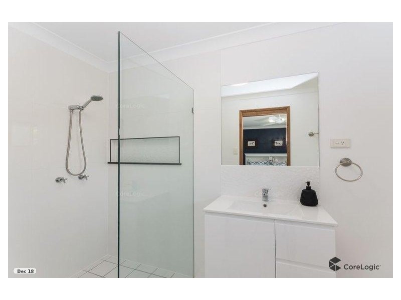 8 Butterfly Crescent, Douglas QLD 4814