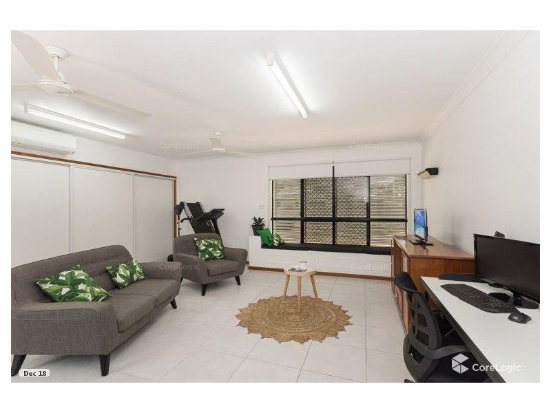 8 Butterfly Crescent, Douglas QLD 4814