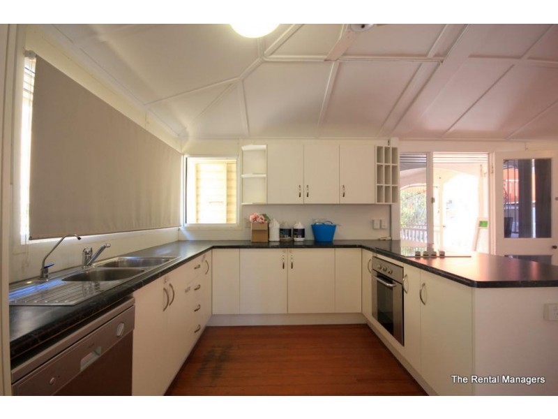 86 Eyre Street, North Ward QLD 4810