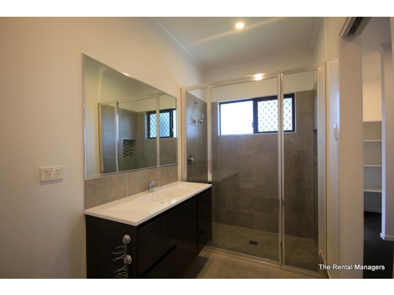 55 Marblewood Circuit, Mount Low QLD 4818