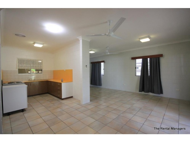 10 Hudson Street, Kirwan QLD 4817