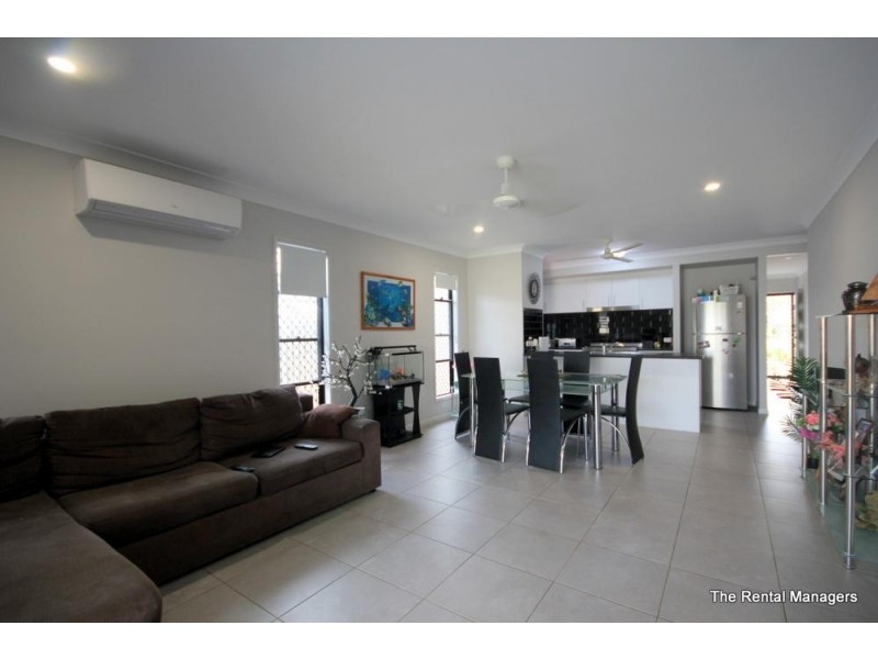 8 Delaware Green, Mount Louisa QLD 4814