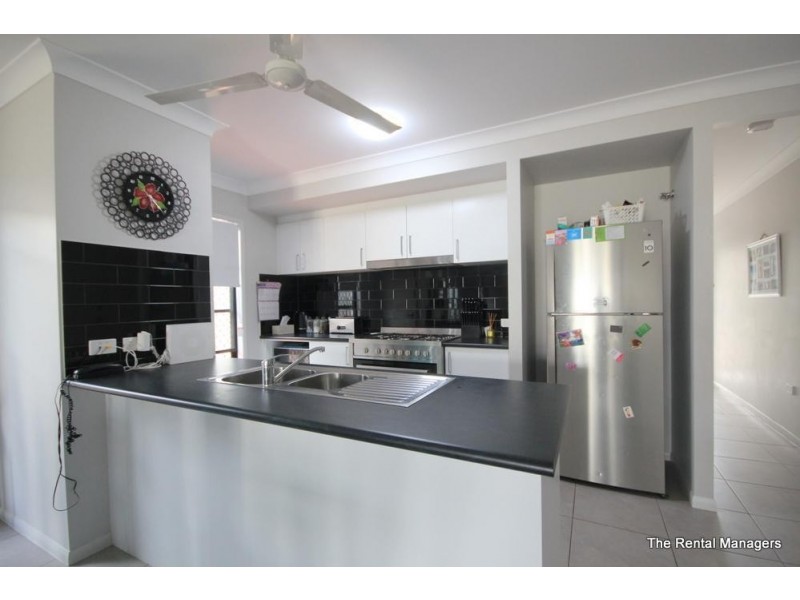 8 Delaware Green, Mount Louisa QLD 4814