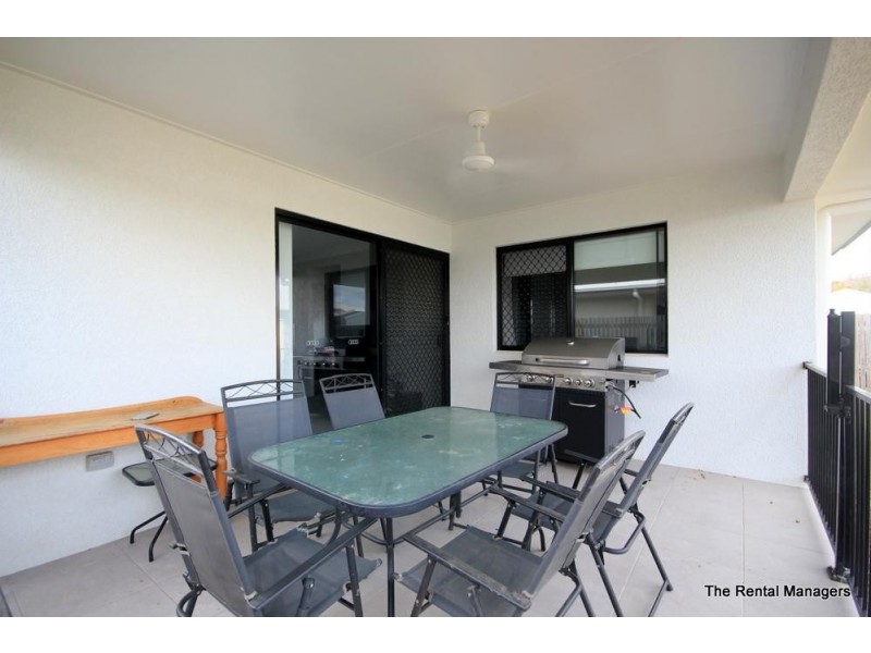 8 Delaware Green, Mount Louisa QLD 4814