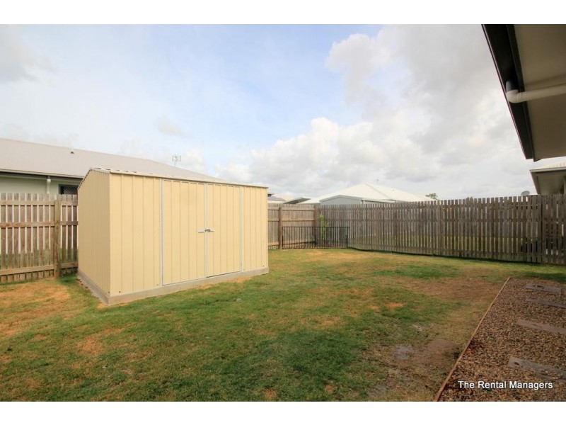 8 Delaware Green, Mount Louisa QLD 4814