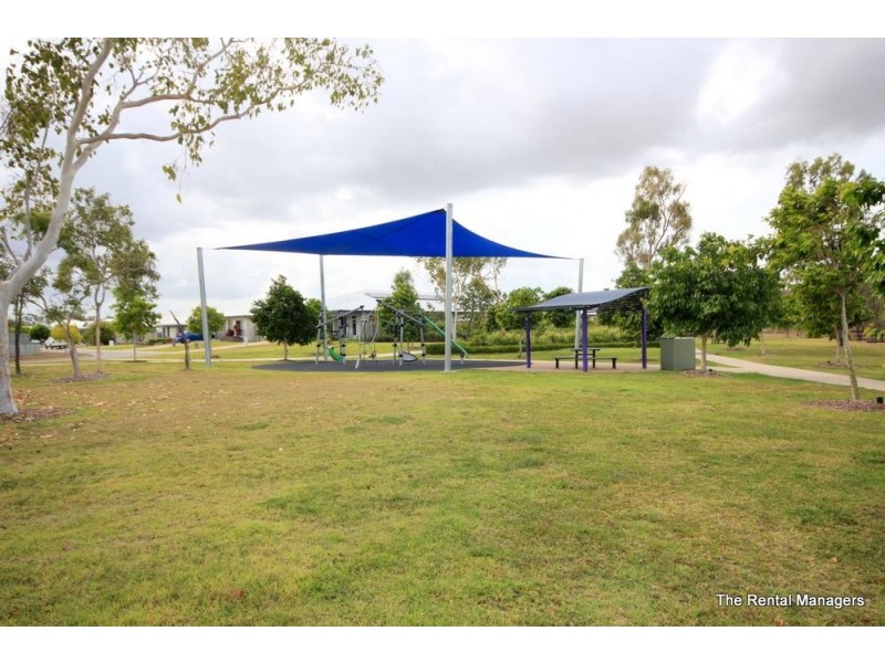 8 Delaware Green, Mount Louisa QLD 4814
