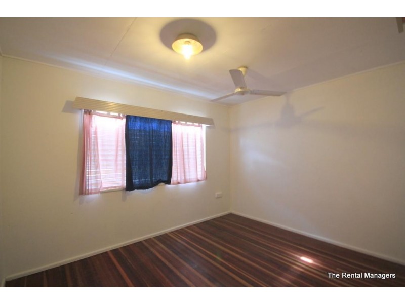 7  Mclauchlan Crescent, Kelso QLD 4815