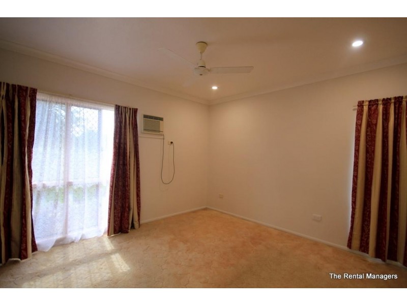 10 Lomond Street, Kirwan QLD 4817