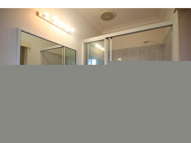 10 Lomond Street, Kirwan QLD 4817