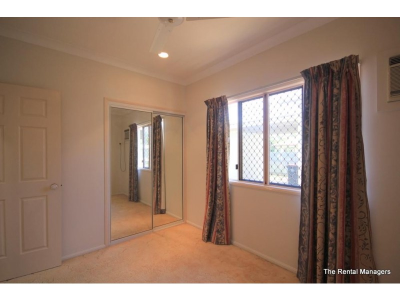 10 Lomond Street, Kirwan QLD 4817