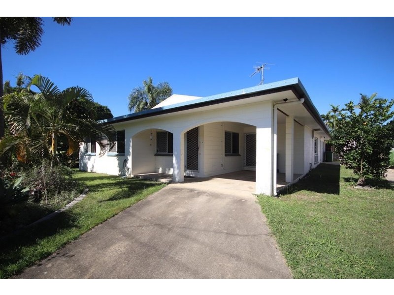 10A Badalona Street, Cranbrook QLD 4814