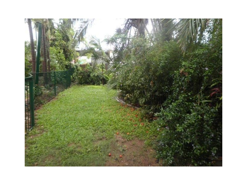 13 Sallows Street, Pallarenda QLD 4810